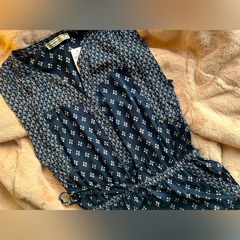 NWT Abercrombie Navy Blue w/Print Sleeveless Jumpsuit, M